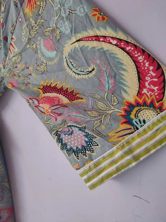 Indisk Handgjord Grå Blommig Tryck Kimono