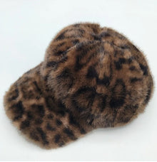  Leopard Faux Fur Cap