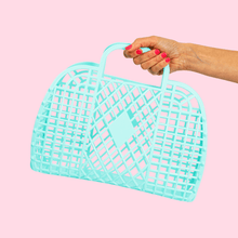  Retro Basket (Large)
Seafoam