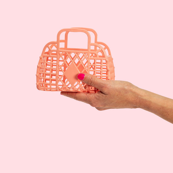 Retro Basket (Mini)
Peach